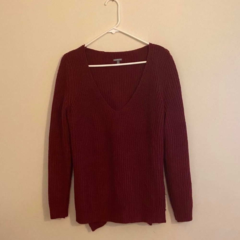 Maroon/Red v-neck sweater